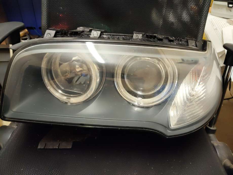 Frontlykt venstre xenon til BMW X3, 2007-2010 (Fase 2) (E83) (E83) (63 12 7 162 189)