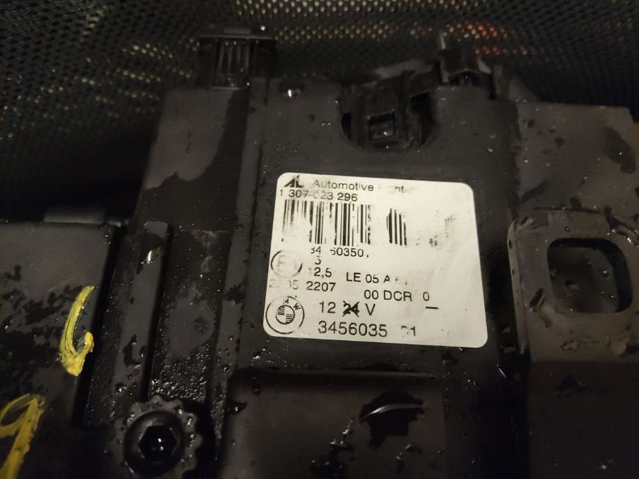 Frontlykt venstre xenon til BMW X3 2007-2010 (Fase 2) (E83) (E83) (63 12 7 162 189|)