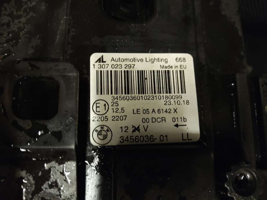 Frontlykt høyre xenon til BMW X3 2007-2010 (Fase 2) (E83) (E83) (63 12 3 456 036|)