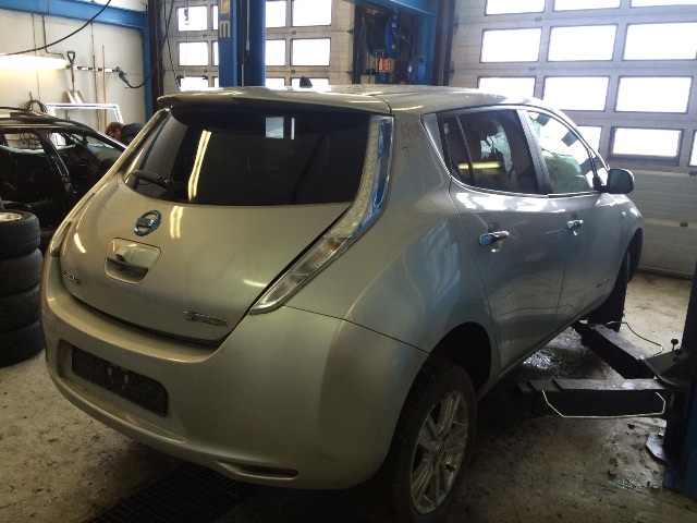 Nissan Leaf 2011-2017 (Type I) , Motorkode: EM61, Girkassekode: 