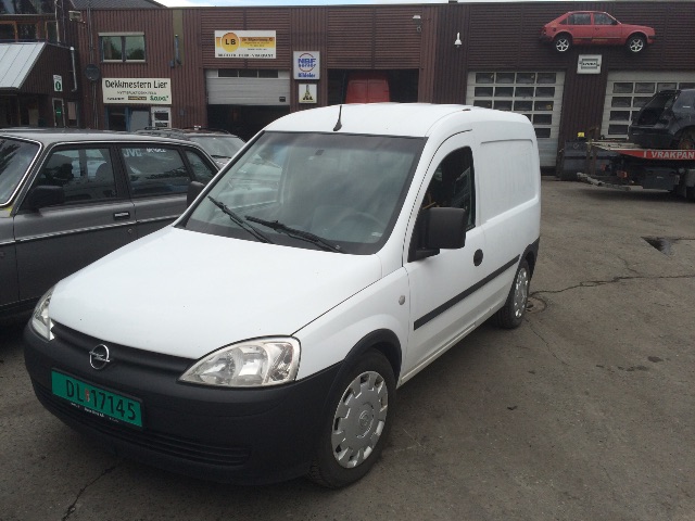 Opel Combo C 2002-2011 , Motorkode: Z13DT, Girkassekode: 