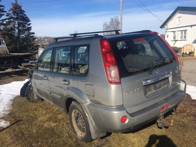 Nissan X-Trail 2002-2007 (T30) (T30), Motorkode: YD22, Girkassekode: 
