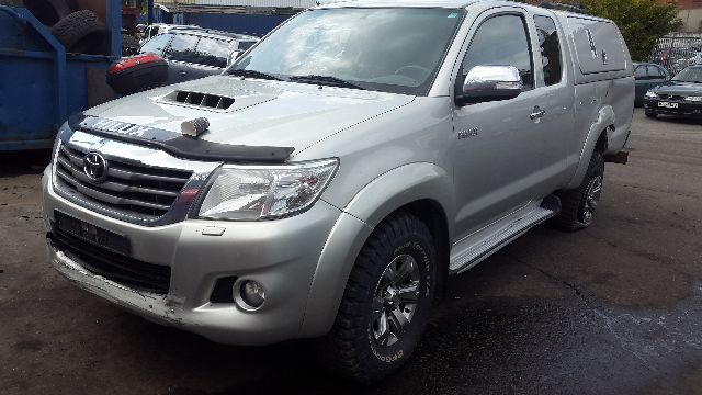 Toyota Hilux 2012-2016 , Motorkode: 2KD-FTV, Girkassekode: