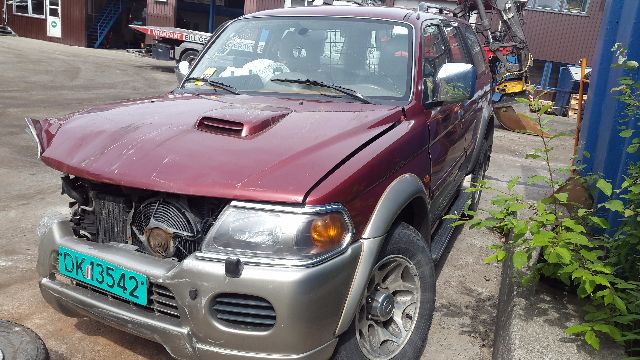 Mitsubishi Pajero Sport 1999-2001 , Motorkode: 4D56, Girkassekode: 