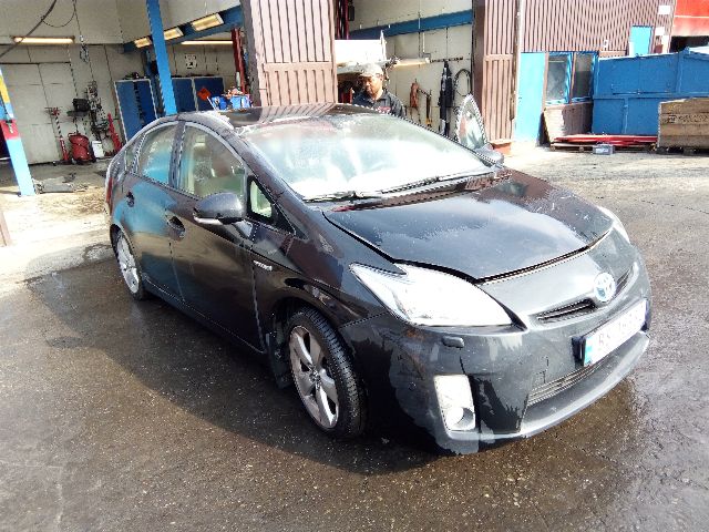 Toyota Prius 2009-2016 (Type III) (COMBI) (COMBI), Motorkode: 2ZR-FXE, Girkassekode: 