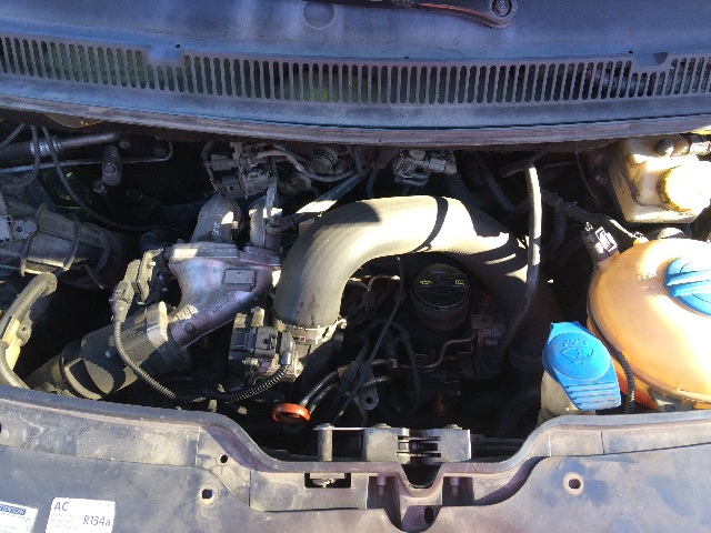 VW Transporter / Caravelle 2009-2015 (Fase 2) (T5) (T5), Motorkode: CFCA, Girkassekode: 