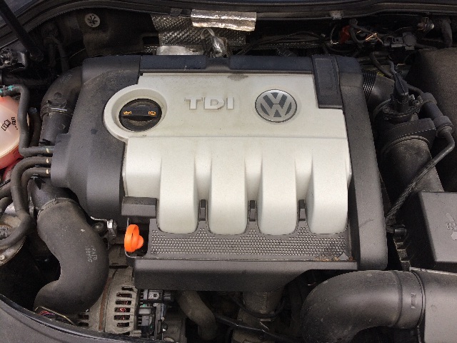 VW Passat 2005-2010 (B6) (B6), Motorkode: BLS, Girkassekode: 