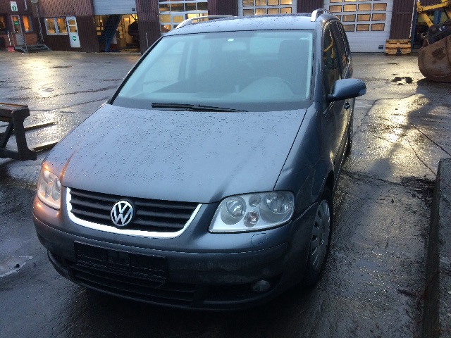 VW Touran 2003-2006 (Type I, Fase 1) , Motorkode: BLS, Girkassekode: HXU