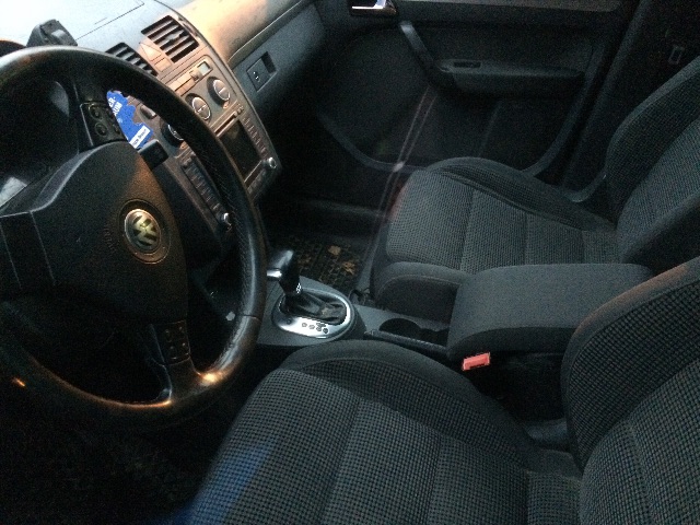 VW Touran 2003-2006 (Type I, Fase 1) , Motorkode: BLS, Girkassekode: HXU