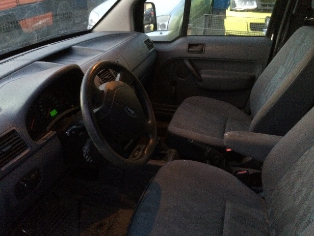 Ford Transit Connect 2003-2009 (Type I, Fase 1) , Motorkode: RWPA, Girkassekode: