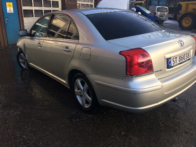 Toyota Avensis 2003-2008 (Type II) , Motorkode: 1CD-FTV, Girkassekode: 