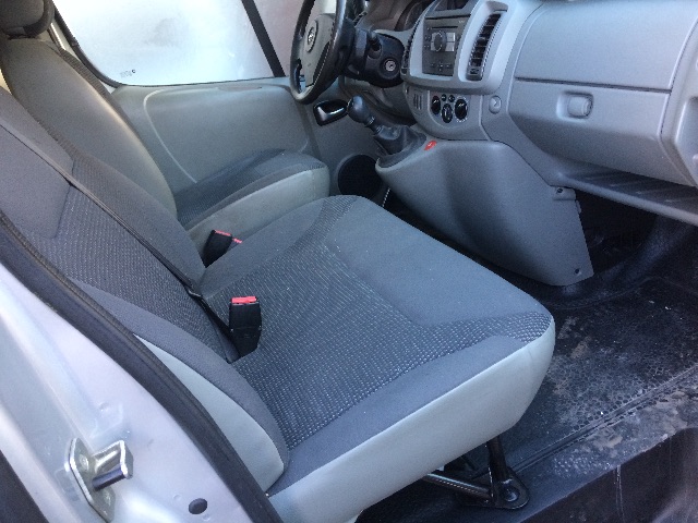 Opel Vivaro A 2006-2014 , Motorkode: M9R-786, Girkassekode: 