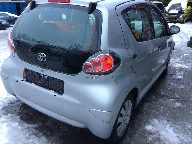 Toyota Aygo 2005-2014 (Type I) , Motorkode: 1KR-FE, Girkassekode: 