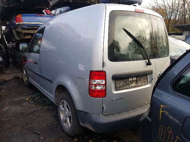 VW Caddy 2010-2015 (Type III, Fase 2) , Motorkode: CAY, Girkassekode: 