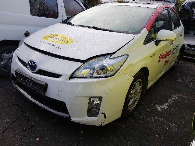 Toyota Prius 2009-2016 (Type III) (COMBI) (COMBI), Motorkode: 2ZR-FXE, Girkassekode: 