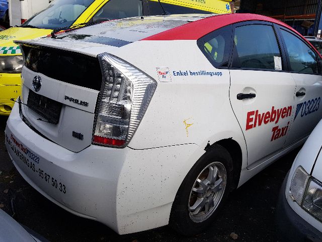 Toyota Prius 2009-2016 (Type III) (COMBI) (COMBI), Motorkode: 2ZR-FXE, Girkassekode: 