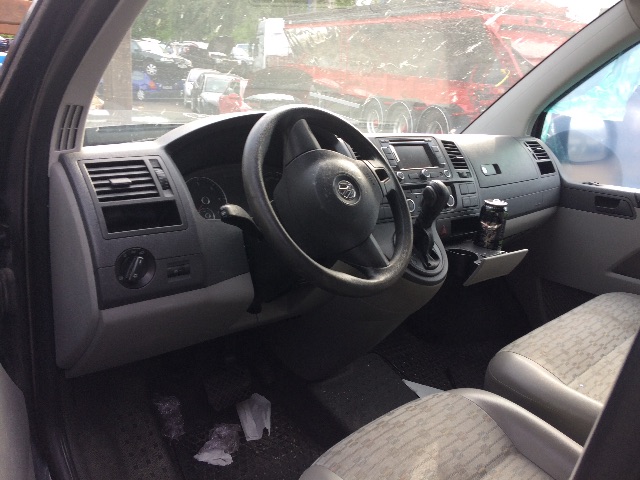 VW Transporter / Caravelle 2009-2015 (Fase 2) (T5) (T5), Motorkode: CAA, Girkassekode: 