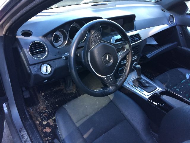 Mercedes C-Klasse 2011-2014 (Fase 2) (W204) (W204), Motorkode: M 274.910, Girkassekode: