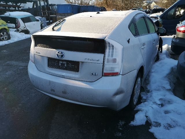 Toyota Prius 2009-2016 (Type III) (COMBI) (COMBI), Motorkode: 2ZR-FXE, Girkassekode: 