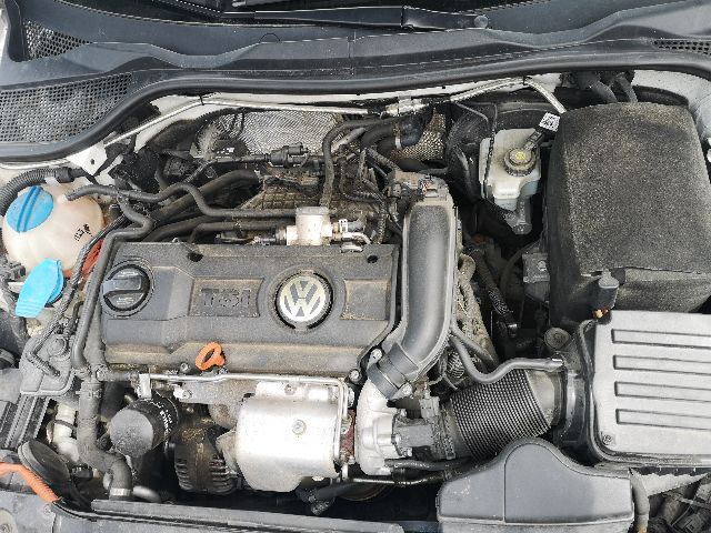 VW Scirocco 2008-2013 , Motorkode: CAX, Girkassekode: 
