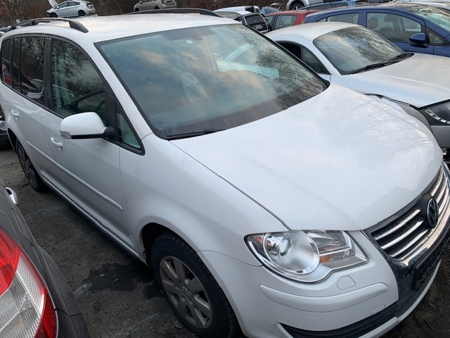 VW Touran 2007-2010 (Type I, Fase 2) , Motorkode: BKC| BLS| BXE, Girkassekode: 