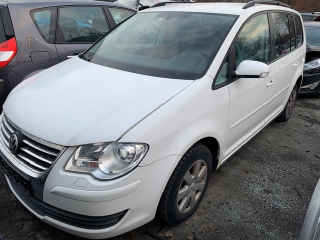 VW Touran 2007-2010 (Type I, Fase 2) , Motorkode: BKC| BLS| BXE, Girkassekode: 