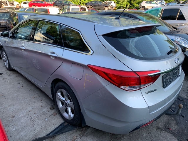Hyundai i40 2012-2017 , Motorkode: D4FD, Girkassekode: 