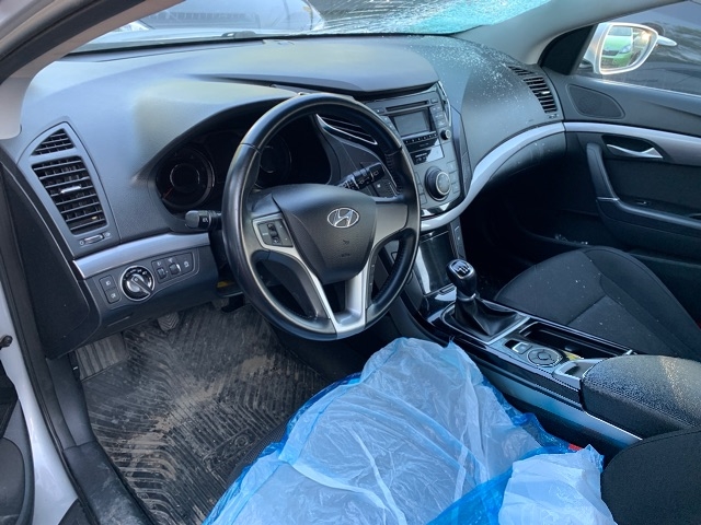 Hyundai i40 2012-2017 , Motorkode: D4FD, Girkassekode: 