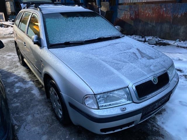 Škoda Octavia 2000-2004 (Type I, Fase 2) , Motorkode: AVU, Girkassekode: 