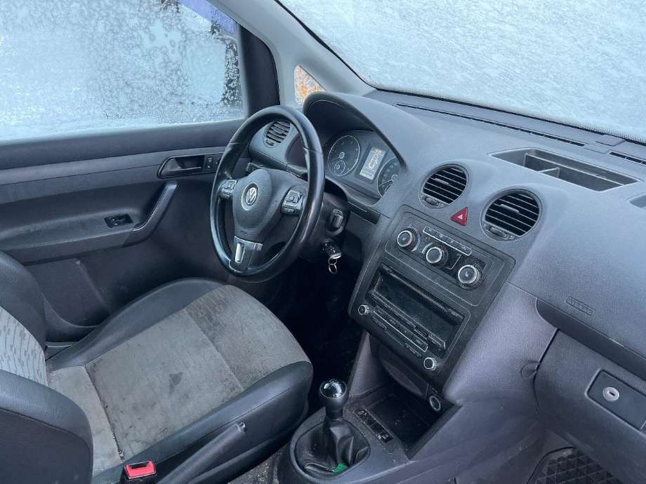 VW Caddy 2010-2015 (Type III, Fase 2) , Motorkode: CAY, Girkassekode: 