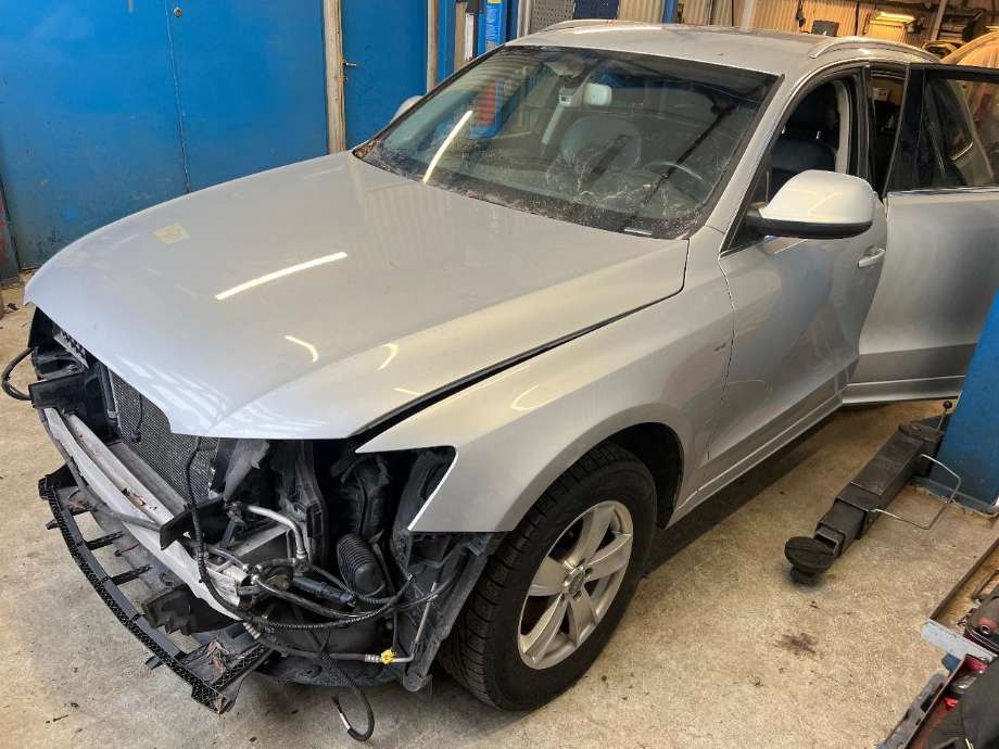 Audi Q5 2008-2012 (Type I, Fase 1) , Motorkode: CGL, Girkassekode: 
