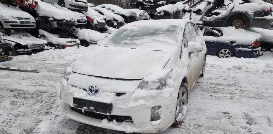 Toyota Prius 2009-2016 (Type III) (COMBI) (COMBI), Motorkode: 2ZR-FXE, Girkassekode: 