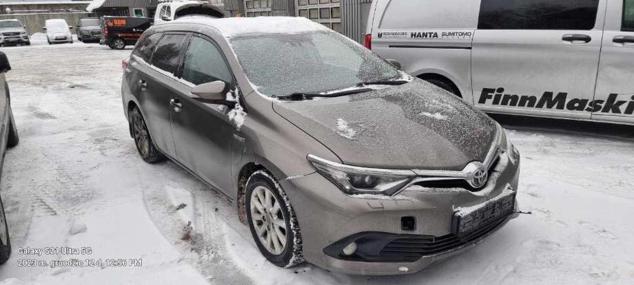 Toyota Auris 2013-2015 (Type II, Fase 1) , Motorkode: 2ZR-FXE, Girkassekode: