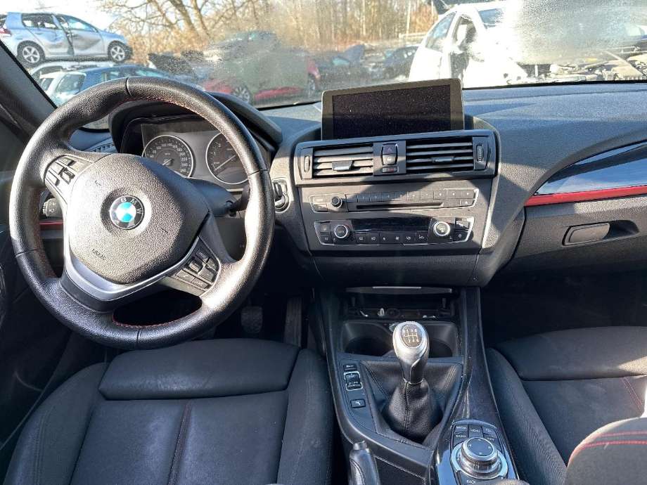 BMW 1-Serie 2011-2015 (Fase 1) (F20/F21) (F20/F21), Motorkode: N13B16A, Girkassekode: 