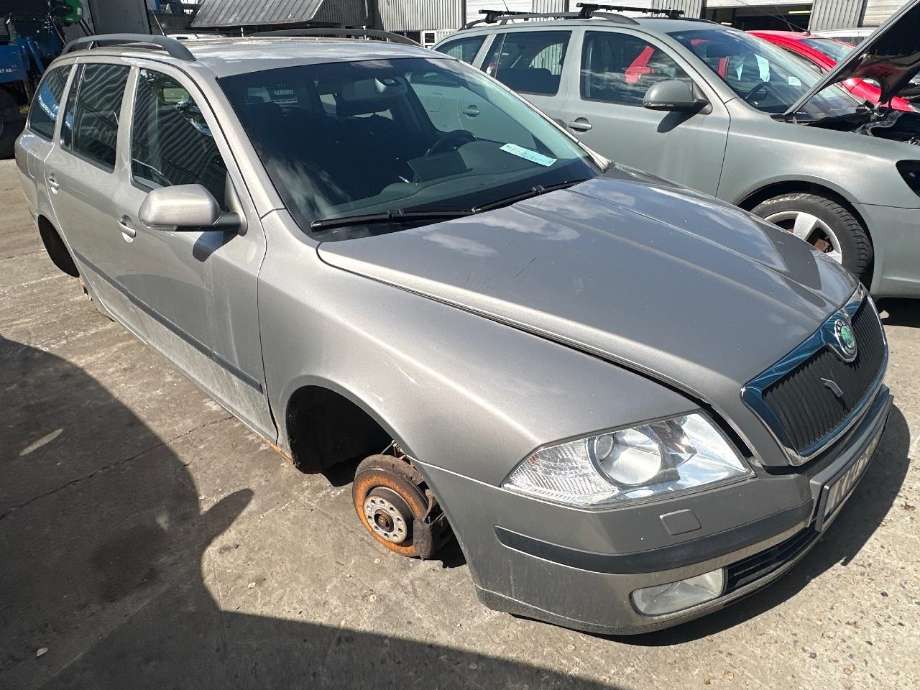 Škoda Octavia 2005-2008 (Type II, Fase 1) , Motorkode: BLS, Girkassekode: 
