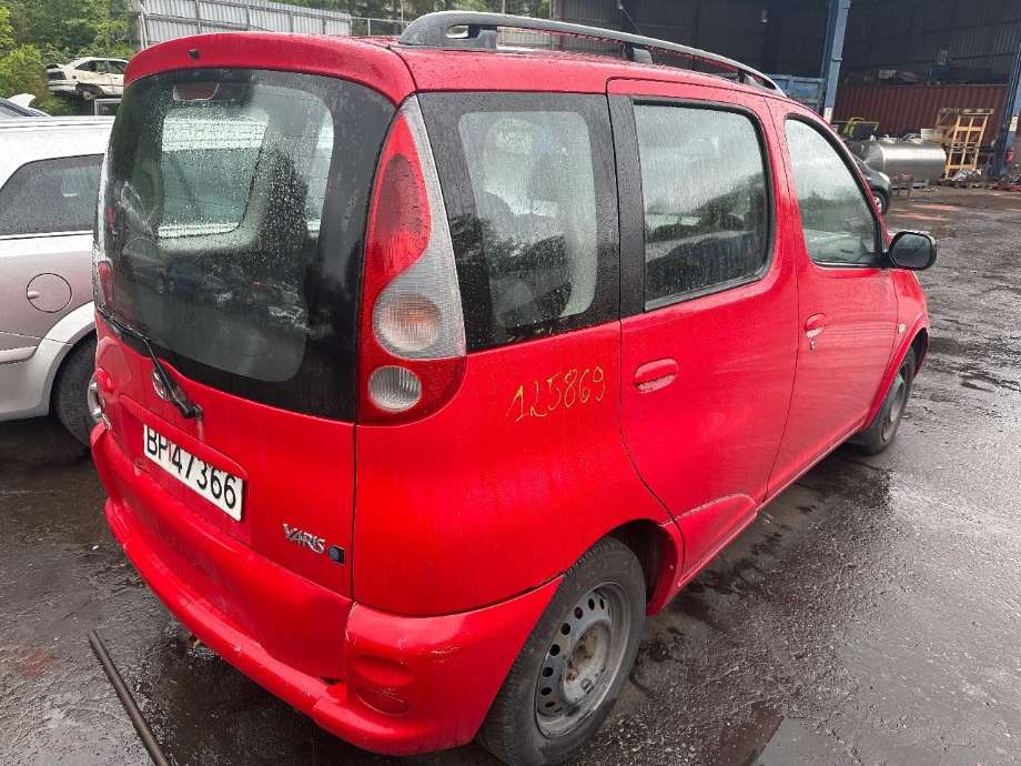 Toyota Yaris Verso 1999-2007 , Motorkode: 2NZ-FE, Girkassekode: 