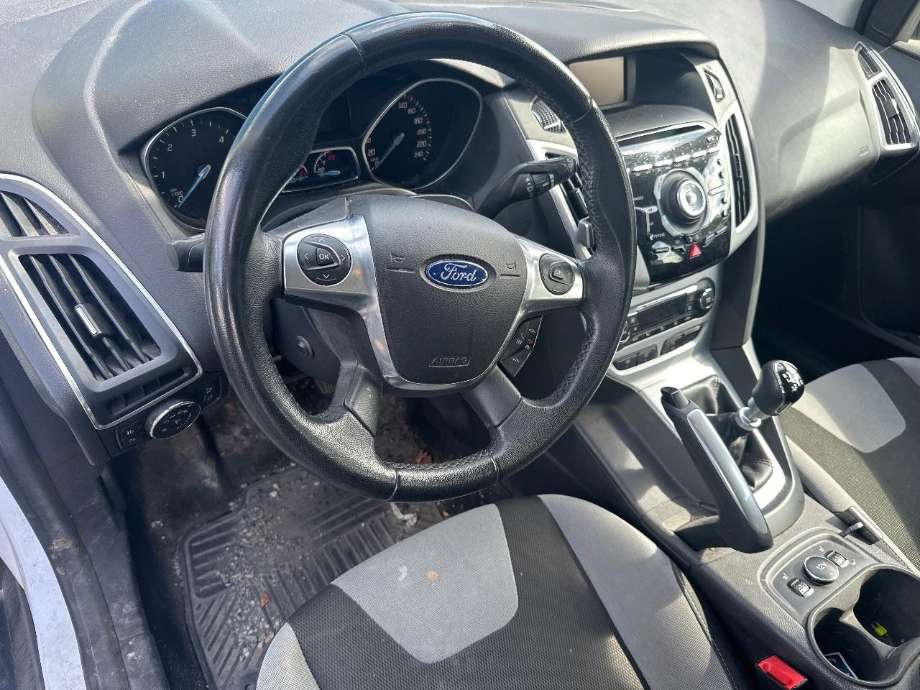 Ford Focus 2011-2014 (Type III, Fase 1) , Motorkode: T3DB, Girkassekode: 