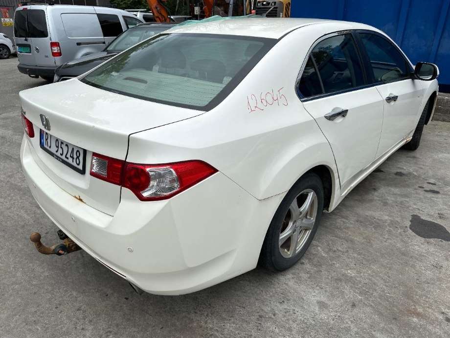 Honda Accord 2008-2015 (Type VIII) , Motorkode: R20A3, Girkassekode: 
