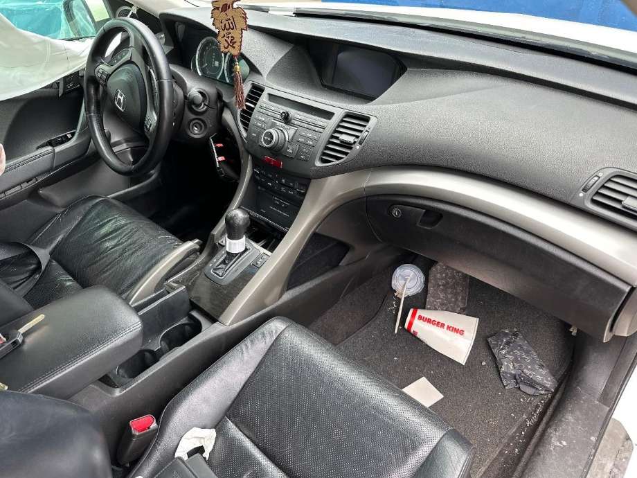 Honda Accord 2008-2015 (Type VIII) , Motorkode: R20A3, Girkassekode: 
