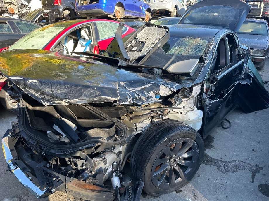 Tesla Model S 2016-2021 (Fase 2) delebil , Motorkode: L2S|L2S, Girkassekode: 