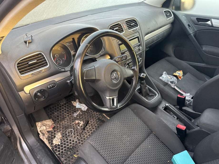 VW Golf VI 2008-2012 , Motorkode: CAY, Girkassekode: 