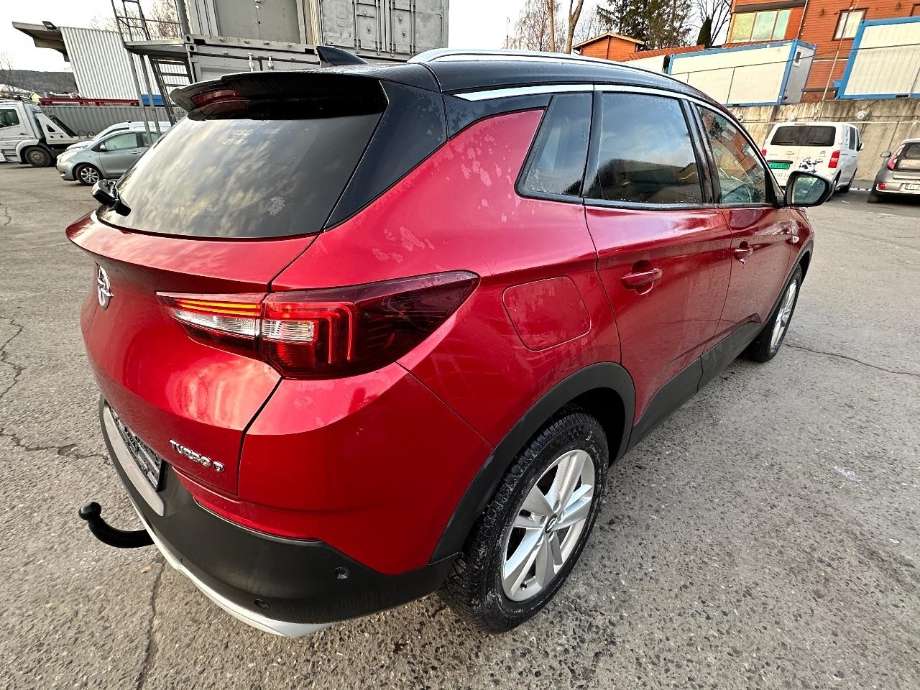 Opel Grandland X 2017-->> , Motorkode: YH01, Girkassekode: 