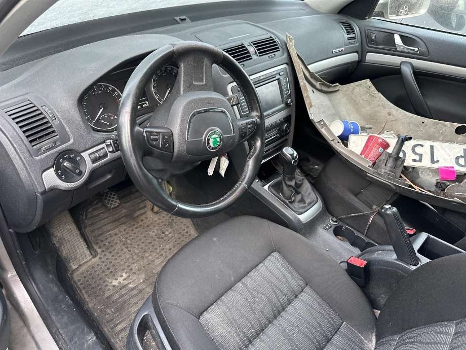 Škoda Octavia 2009-2013 (Type II, Fase 2) , Motorkode: CAY, Girkassekode: 