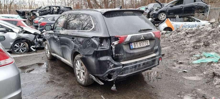 Mitsubishi Outlander 2015-->> (Type III, Fase 2) delebil , Motorkode: 4B11|S61|Y61, Girkassekode: 