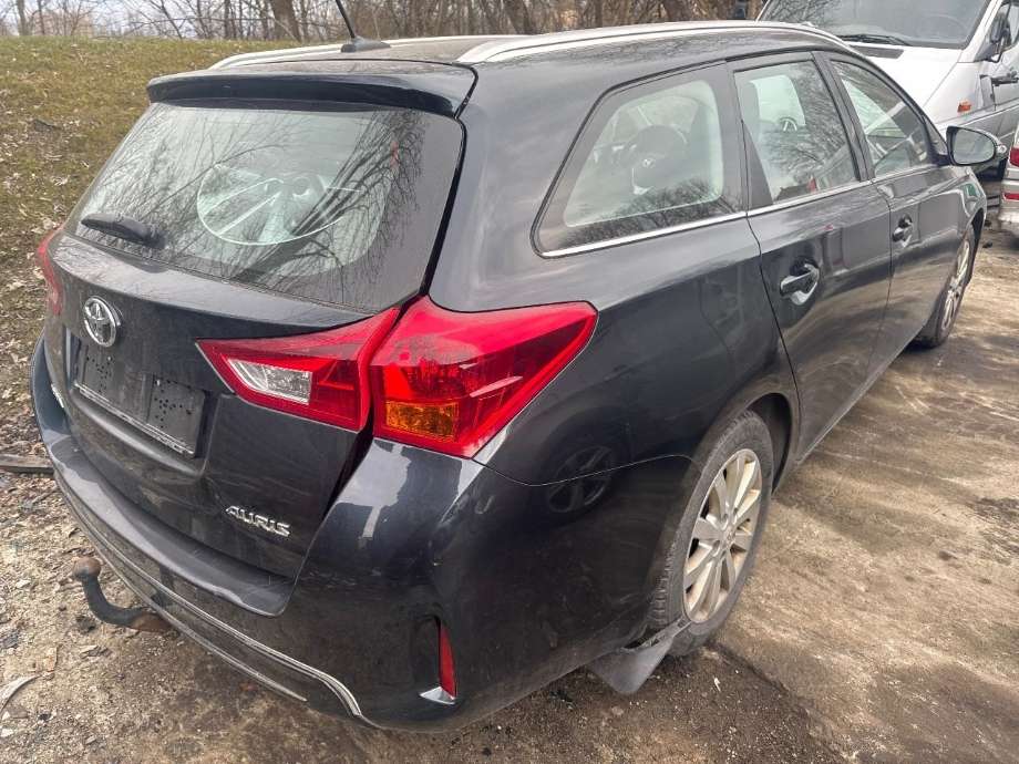 Toyota Auris 2013-2015 (Type II, Fase 1) , Motorkode: 1ZR-FAE, Girkassekode: 