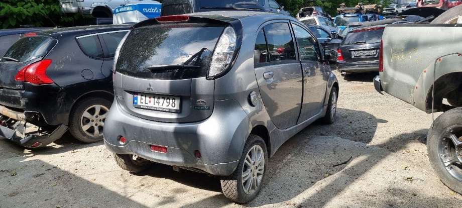 Mitsubishi i-MiEV 2010-->> , Motorkode: Y4F1, Girkassekode: