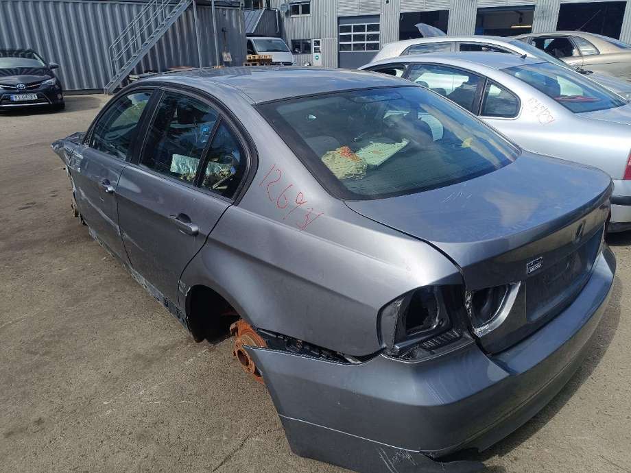 BMW 3-Serie 2005-2011 (E90/E91/E92/E93) (E90/E91/E92/E93), Motorkode: , Girkassekode: 