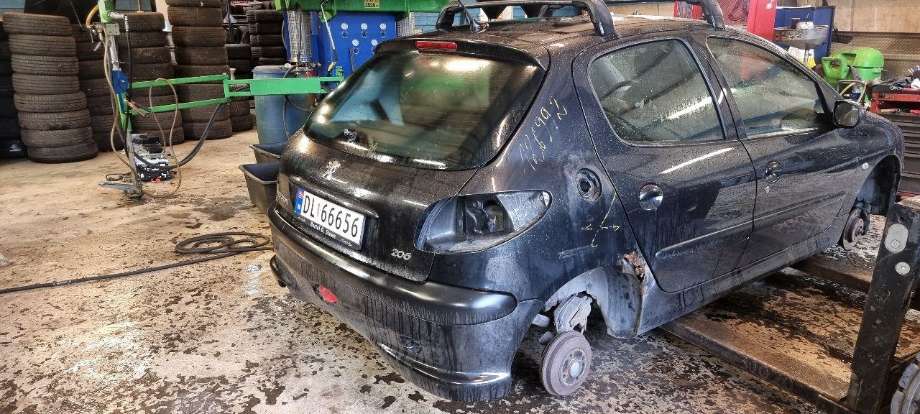Peugeot 206 1998-2007 , Motorkode: KFW, Girkassekode: 