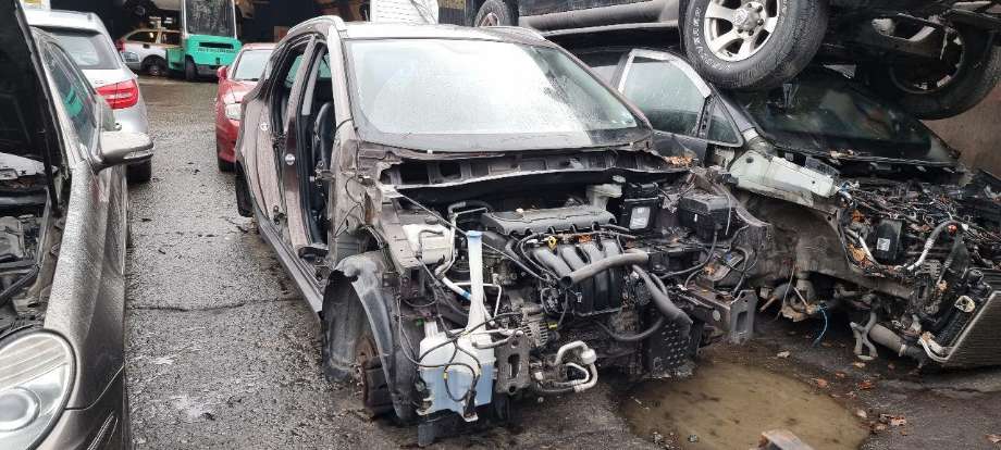 Hyundai Ix35 2010-2015 , Motorkode: G4KD, Girkassekode: 