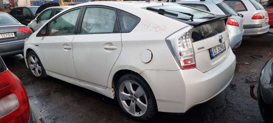 Toyota Prius 2009-2016 (Type III) (COMBI) delebil , Motorkode: 2ZR-FXE, Girkassekode: